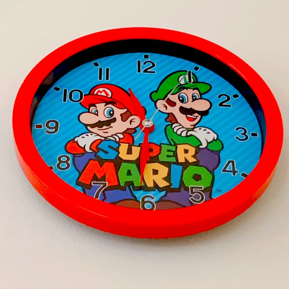 SUPER MARIO WALL CLOCK